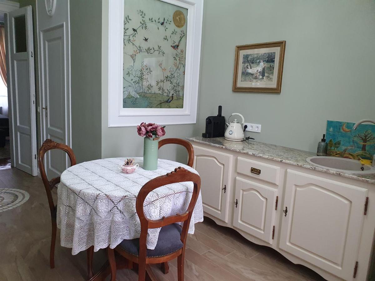 Elisabeth Apartment Oradea Εξωτερικό φωτογραφία